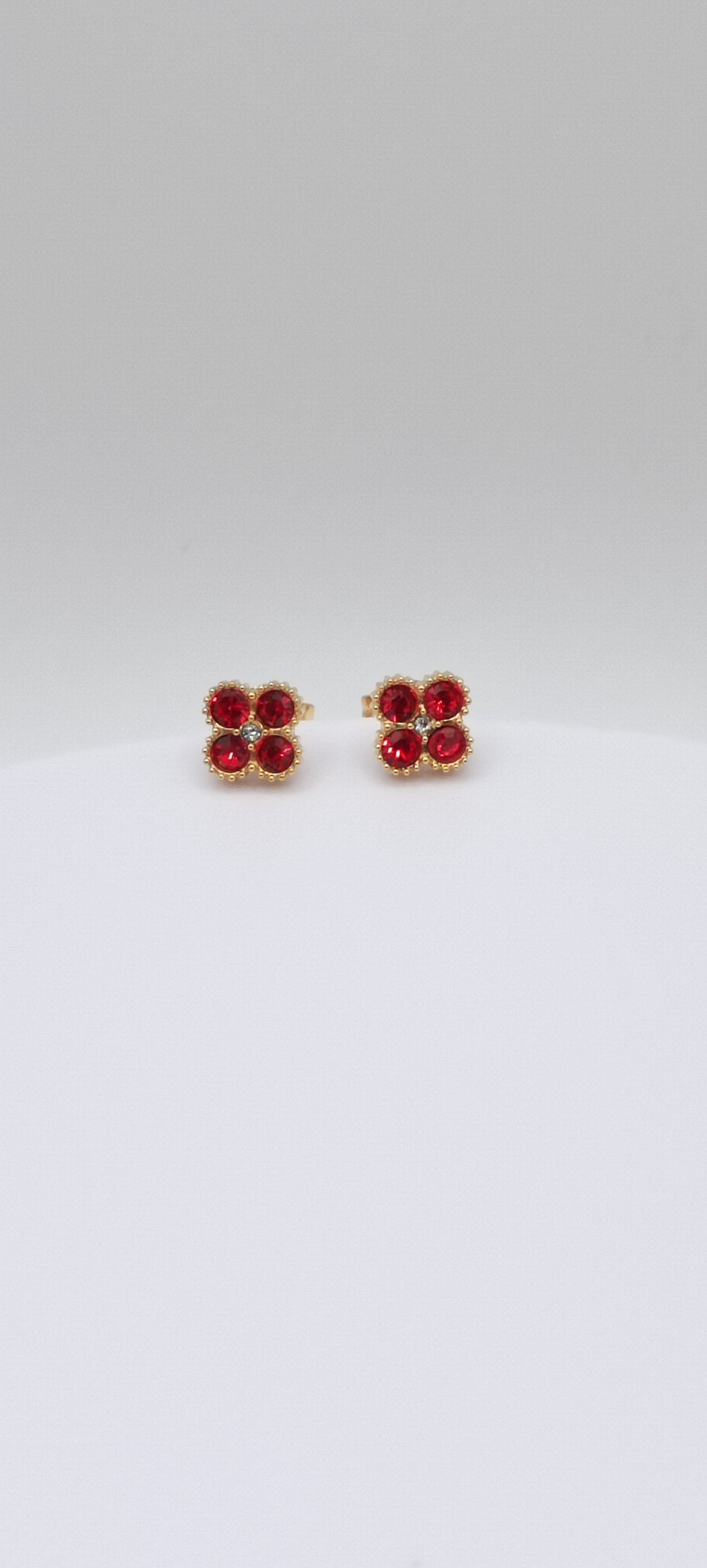 Puce d'oreilles espoir 💙💚❤️🖤