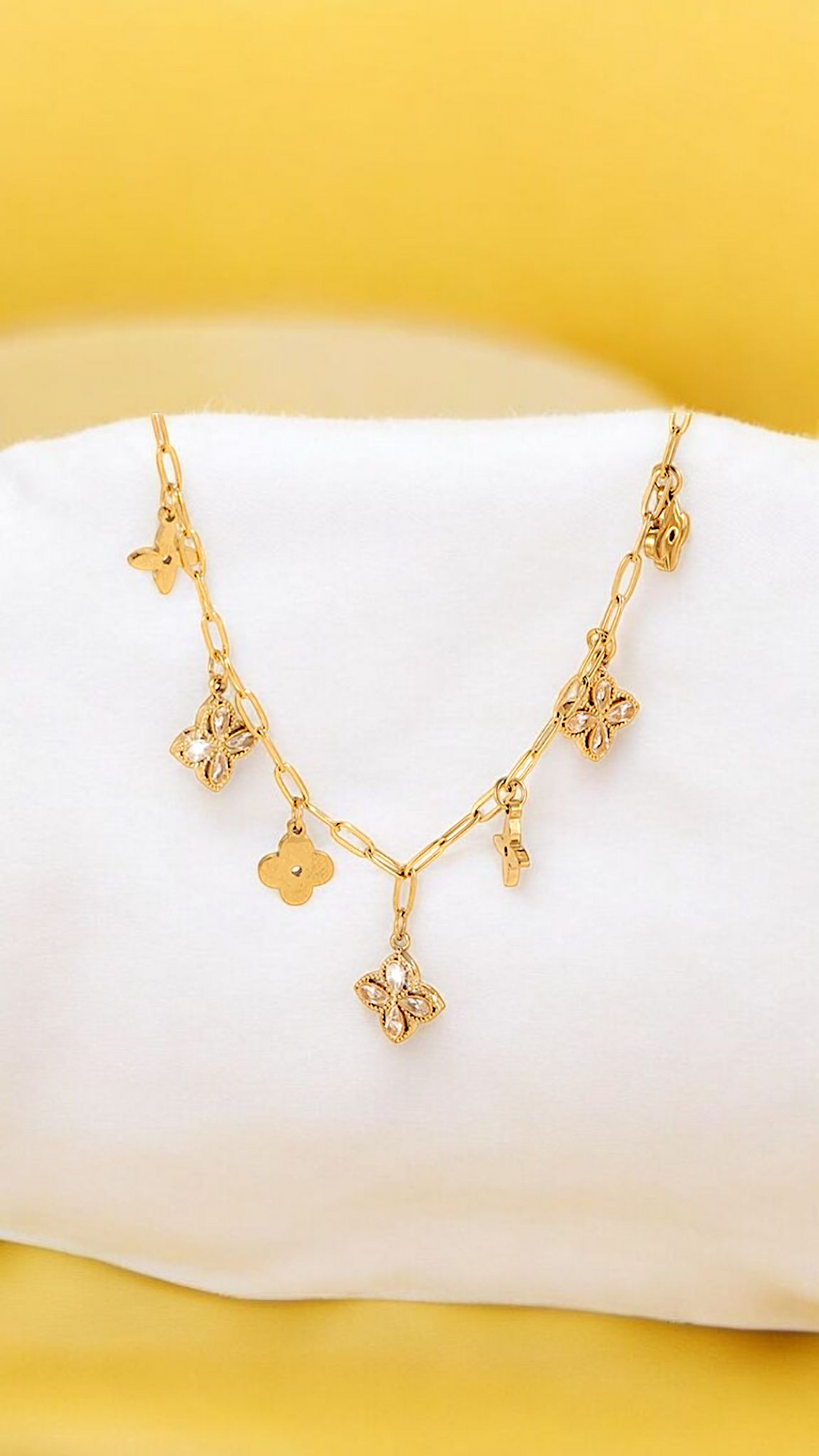Collier charms