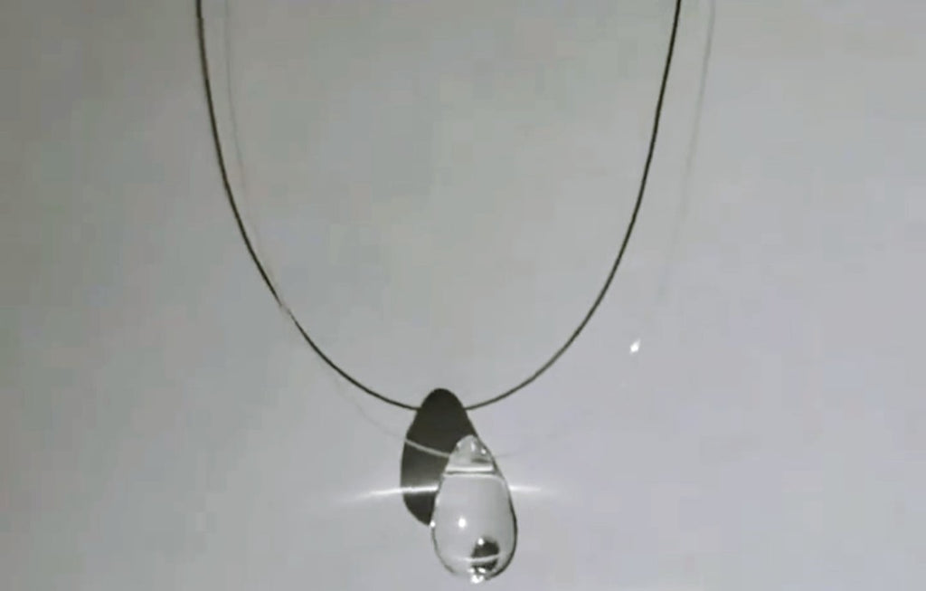 Collier Goutte suspendu 💧